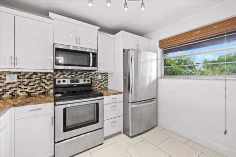 1831 Sabal Palm Drive #403, Davie FL - photo 6 of 47