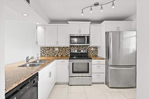 1831 Sabal Palm Drive #403, Davie FL - photo 7 of 47