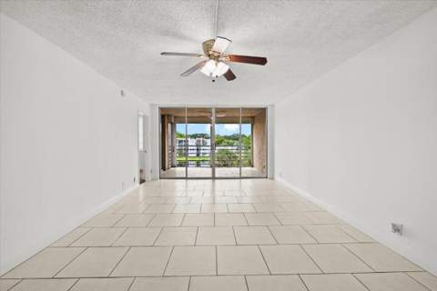 1831 Sabal Palm Drive #403, Davie FL - photo 11 of 47
