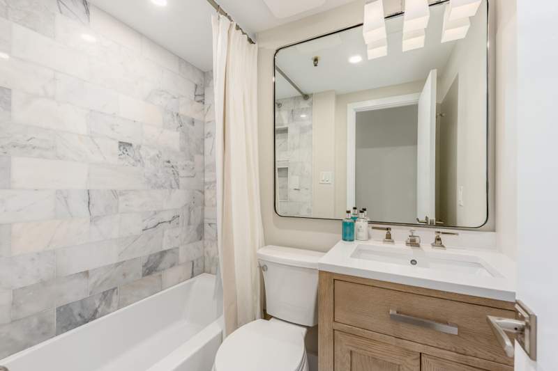 1 bedroom Condominium at 235 Sunrise Avenue #2211, Palm Beach Hotel Condo, Palm Beach — photo 3
