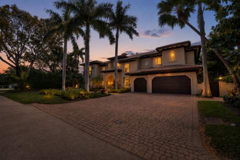 1212 E Lake Drive, Fort Lauderdale FL - photo 7 of 86