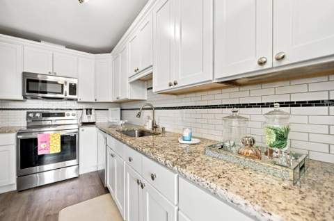 1121 Cactus Terrace #203, Delray Beach FL - photo 16 of 26
