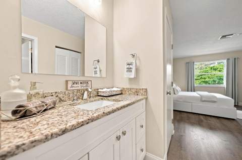 1121 Cactus Terrace #203, Delray Beach FL - photo 21 of 26