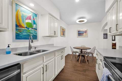 300 S Riverside Drive, Pompano Beach FL - photo 17 of 46