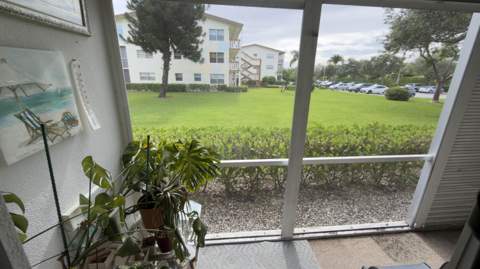 432 Mansfield K #432, Boca Raton FL - photo 12 of 16