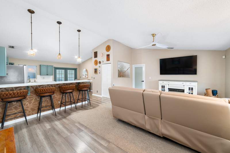5 bedroom Single Family Residence at 15621 Citrus Grove Boulevard, The Acreage, Loxahatchee — photo 4