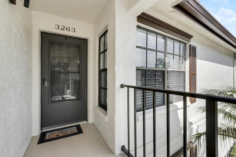 2 bedroom Condominium at 3263 Perimeter Drive, Lucerne Park , Greenacres — photo 2