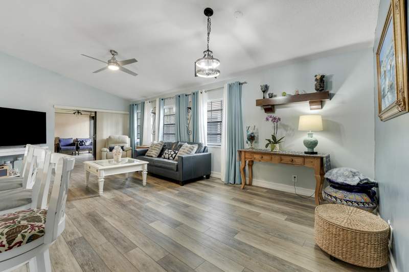 2 bedroom Condominium at 3263 Perimeter Drive, Lucerne Park , Greenacres — photo 5