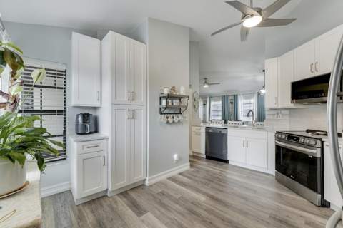 3263 Perimeter Drive, Greenacres FL - photo 8 of 19