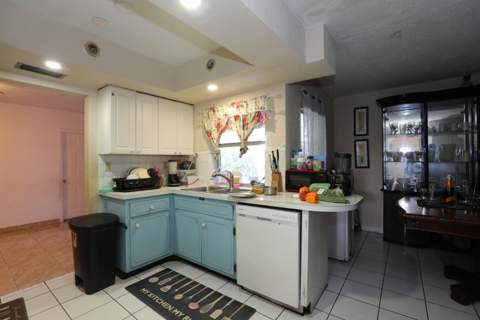 3132 NW 39th Court, Lauderdale Lakes FL - photo 8 of 39