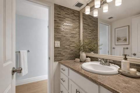 1021 Hillsboro Mile #607, Hillsboro Beach FL - photo 17 of 33