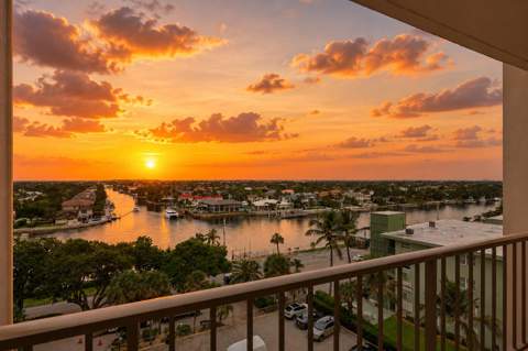 1021 Hillsboro Mile #607, Hillsboro Beach FL - photo 20 of 33