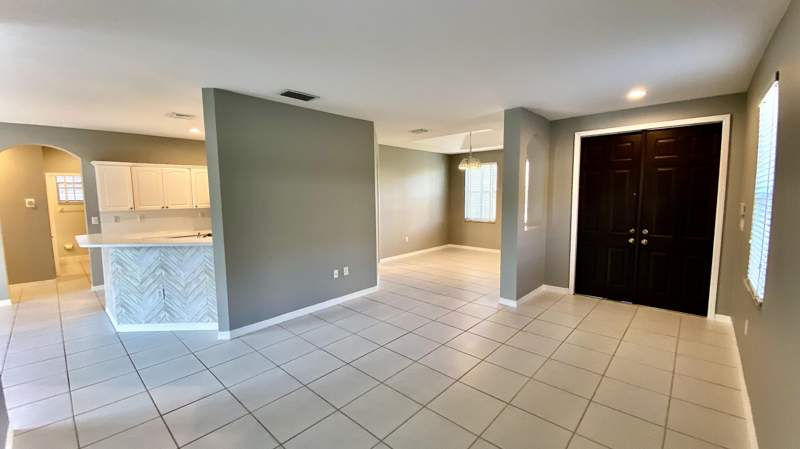 3 bedroom Single Family Residence at 12959 SW 27th Street, Pod 6 At Monarch Lakes, Miramar — photo 4