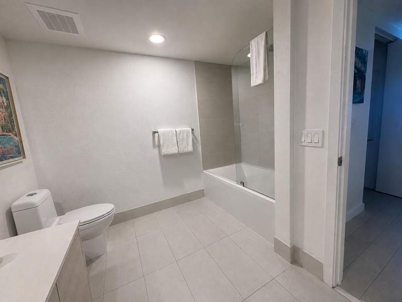 2 bedroom Condominium at 2602 E Hallandale Beach Boulevard #R403, Beachwalk Condominium, Hallandale Beach — photo 5