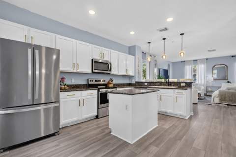 2899 S Greenleaf Circle, Boynton Beach FL - photo 16 of 39
