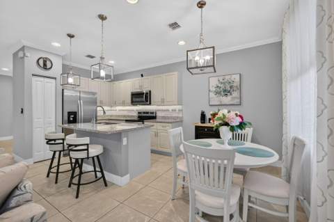 3002 Butternut Lane, Riviera Beach FL - photo 17 of 45