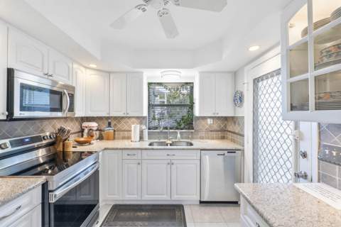 5540 N Ocean Boulevard #110, Ocean Ridge FL - photo 9 of 31