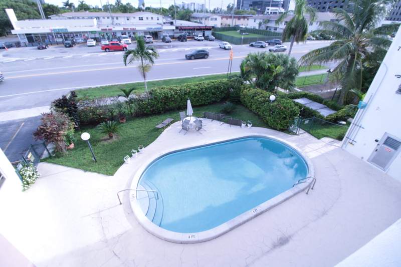 1 bedroom Condominium at 721 Atlantic Shores Boulevard #309, Atlantic Shores Condo, Hallandale Beach — photo 5