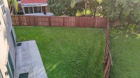 3123 Sunset Circle, Margate FL - photo 18 of 59