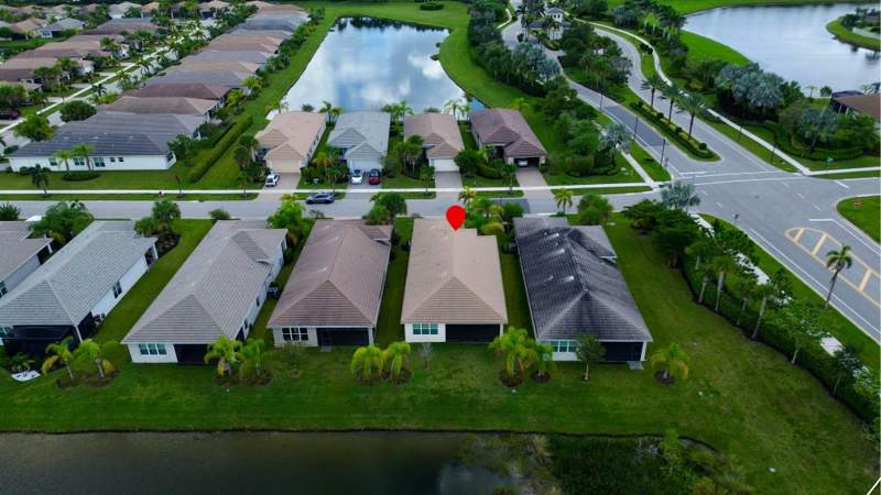 3 bedroom Single Family Residence at 11826 SW Brighton Falls Drive, Riverland Parcel A - Plat Three, Port St. Lucie — photo 4