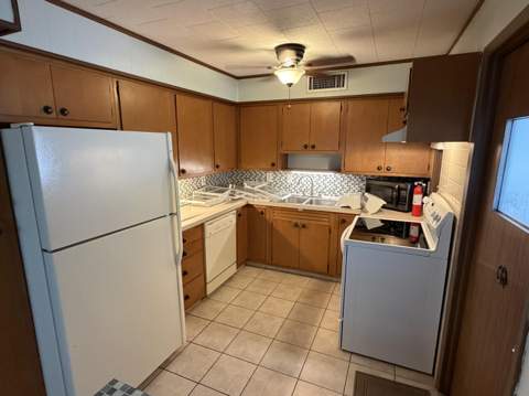 1930 SW 85th Avenue, Davie FL - photo 10 of 13