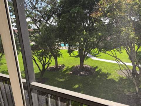 1200 SW 137th Avenue #312E, Pembroke Pines FL - photo 19 of 40