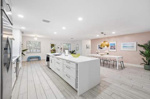 570 N Dover Road, Tequesta FL - photo 7 of 45