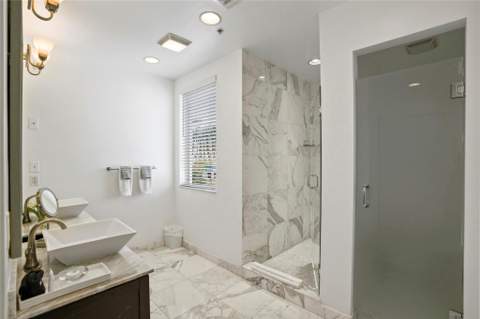 347 Oak Street #B1, Hollywood FL - photo 19 of 34