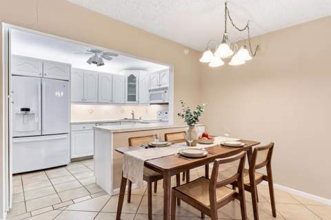 314 Knotty Pine Circle #C-1, Greenacres FL - photo 7 of 25