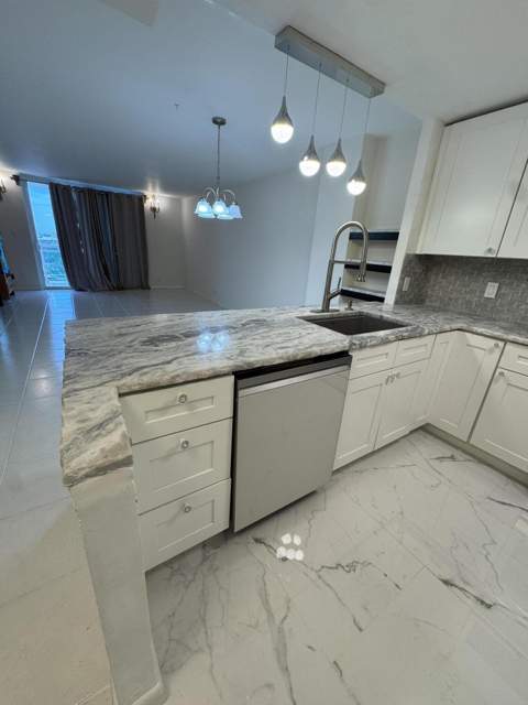 437 Golden Isles Drive #14 j, Hallandale Beach FL - photo 18 of 26