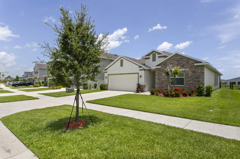4 bedroom Single Family Residence at 9387 SW Serapis Way #9387, Verano South Pud 1 - Pod G - Plat No. 1, Port St. Lucie — photo 4