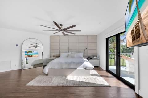 3541 Carlton Lane, Davie FL - photo 8 of 65