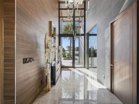 2213 NE 37th Drive, Fort Lauderdale FL - photo 12 of 62