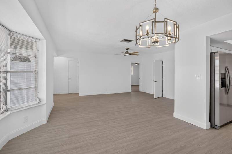 5 bedroom Single Family Residence at 3390 NW 42nd Street, Oriole Estates Sec 6, Lauderdale Lakes — photo 4
