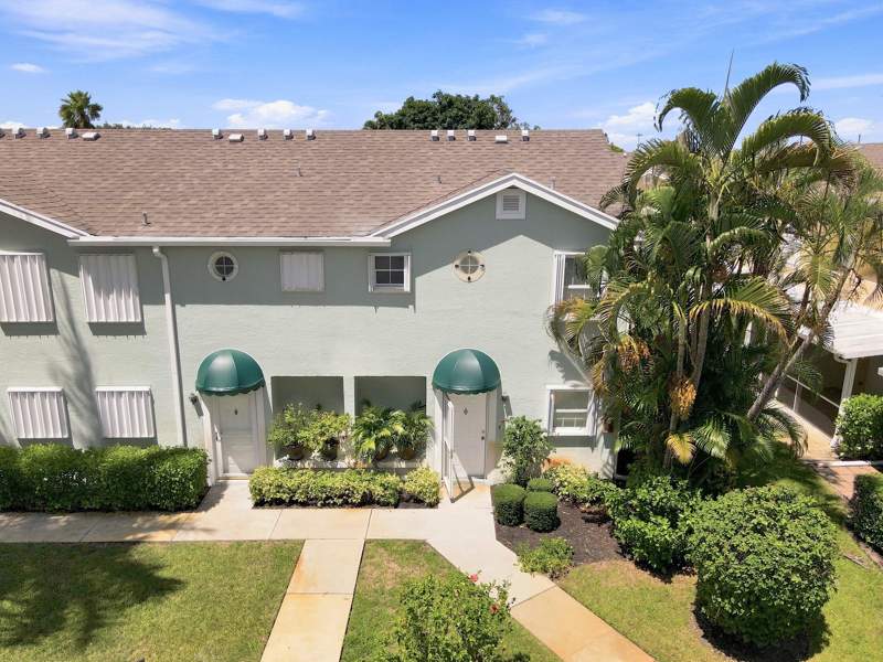 2 bedroom Townhouse at 211 Waterside Drive, Waterside Village Of Palm Beach Condo, Hypoluxo — photo 2