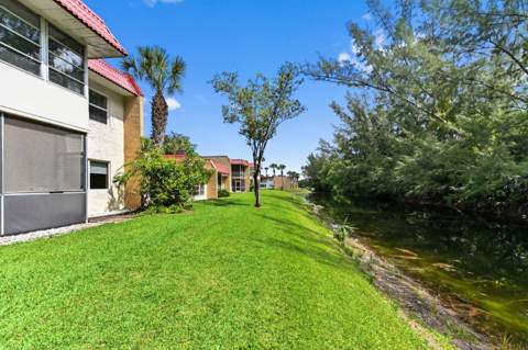 368 Lake Frances Drive #368, West Palm Beach FL - photo 22 of 23