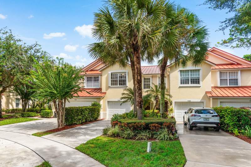 3 bedroom Townhouse at 1182 Pinewood Lake Court, Pinewood Lake, Greenacres — photo 3