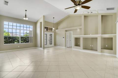 1114 SW Kalevala Drive, Port St. Lucie FL - photo 6 of 41