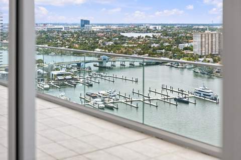 153 N Seabreeze Boulevard #2404, Fort Lauderdale FL - photo 17 of 92