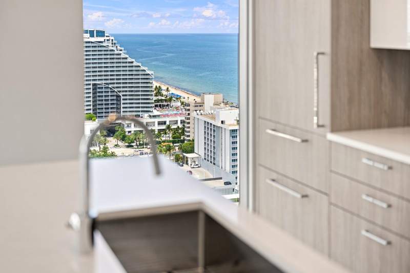 2 bedroom Condominium at 153 N Seabreeze Boulevard #2404, Selene Oceanfront, Fort Lauderdale — photo 4