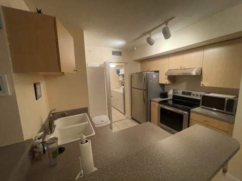712 Villa Circle, Boynton Beach FL - photo 6 of 15