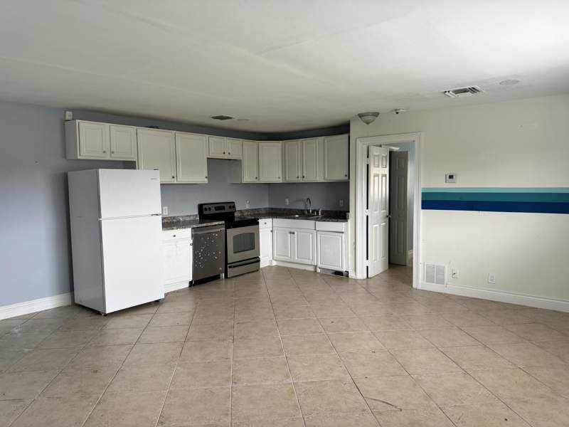 1 bedroom Condominium at 1829 N A Street #14, Enclave At Crown Park Condo, Lake Worth Beach — photo 3