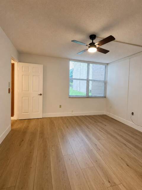 9480 Tangerine Place #102, Davie FL - photo 16 of 32