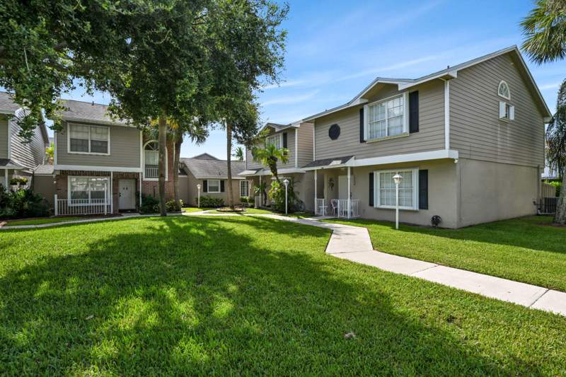 3 bedroom Townhouse at 12152 NW 36th Place, Twin Fountains Replat, Sunrise — photo 4