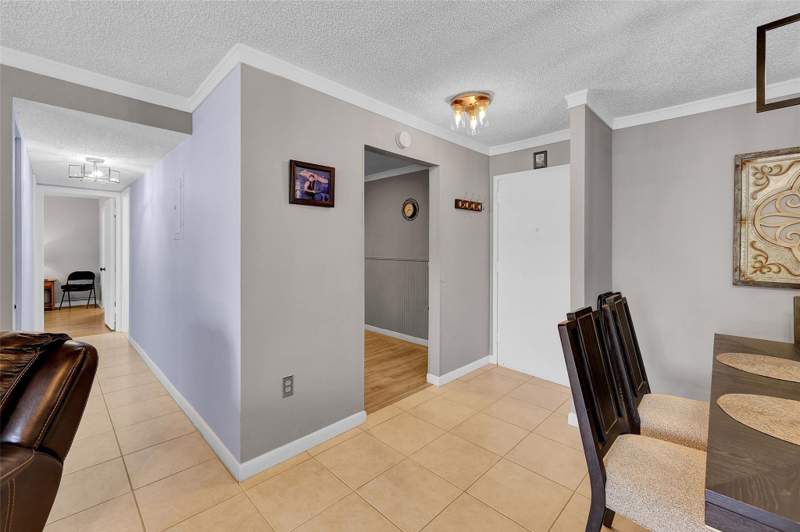 2 bedroom Condominium at 8260 SW 24th Street #6112, Oakbrook Village, North Lauderdale — photo 4