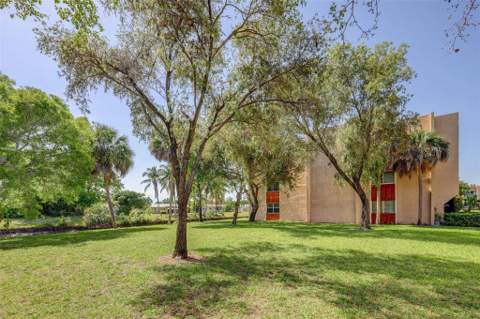 8260 SW 24th Street #6112, North Lauderdale FL - photo 21 of 28