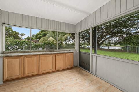 6807 NW 80th Court, Tamarac FL - photo 13 of 20