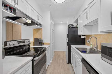 2305 N Congress Avenue #21, Boynton Beach FL - photo 15 of 55