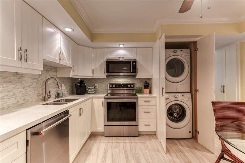 2 bedroom Condominium at 1360 S Ocean Boulevard #Apt 603, Renaissance I, Pompano Beach — photo 5