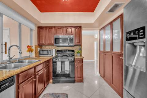 7399 NW 20th Court, Sunrise FL - photo 8 of 29